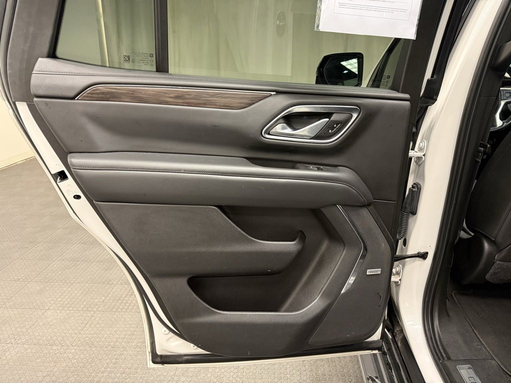 Used 2022 Chevrolet Tahoe LT w/ Luxury Package image 24