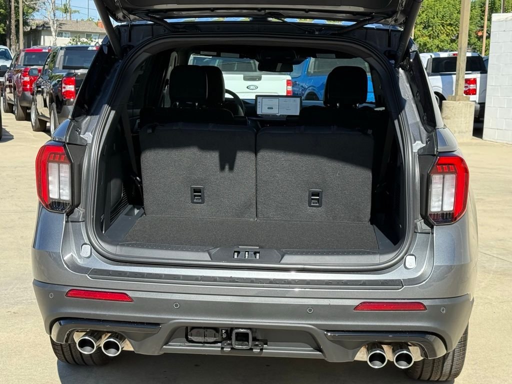 New 2026 Ford Explorer ST w/ Sun And Sound Package AWD/4WD image 11