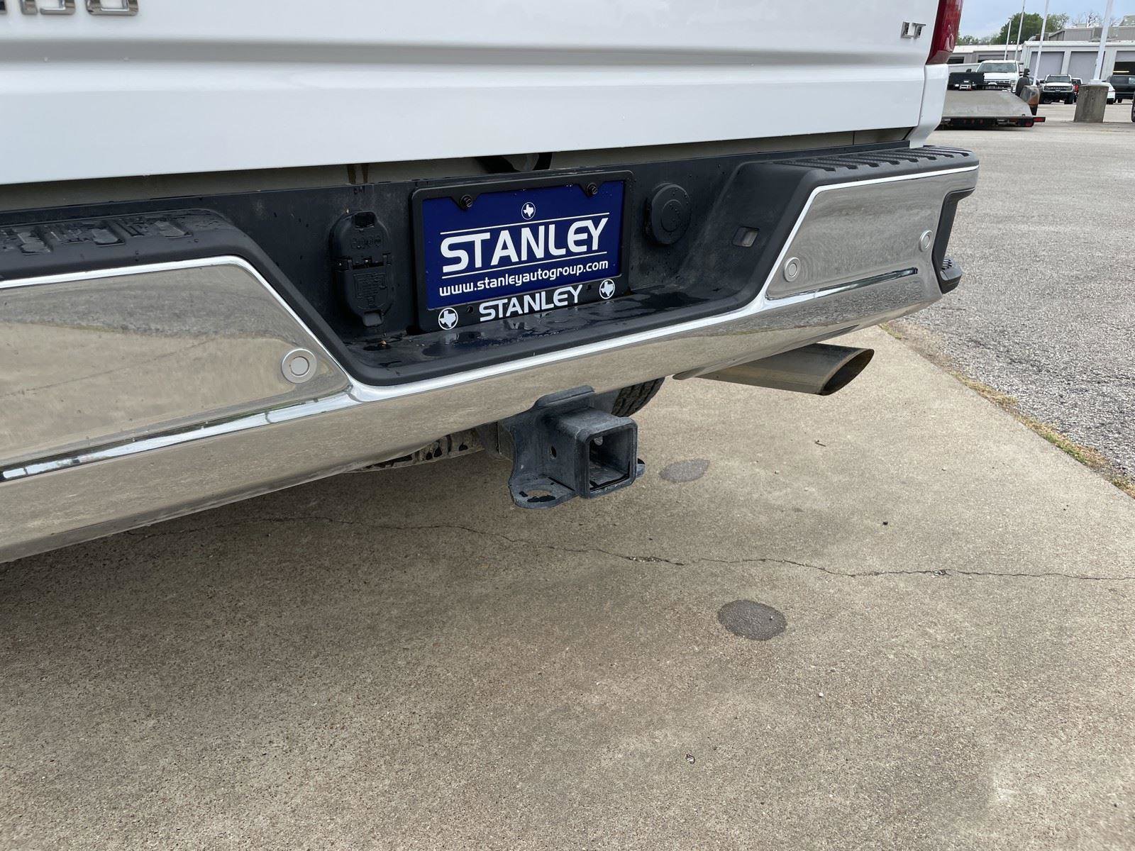 Used 2022 Chevrolet Silverado 2500 LT w/ Convenience Package image 11