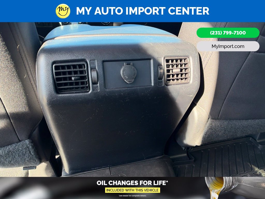 Used 2020 Toyota Tundra SR5 AWD/4WD image 26