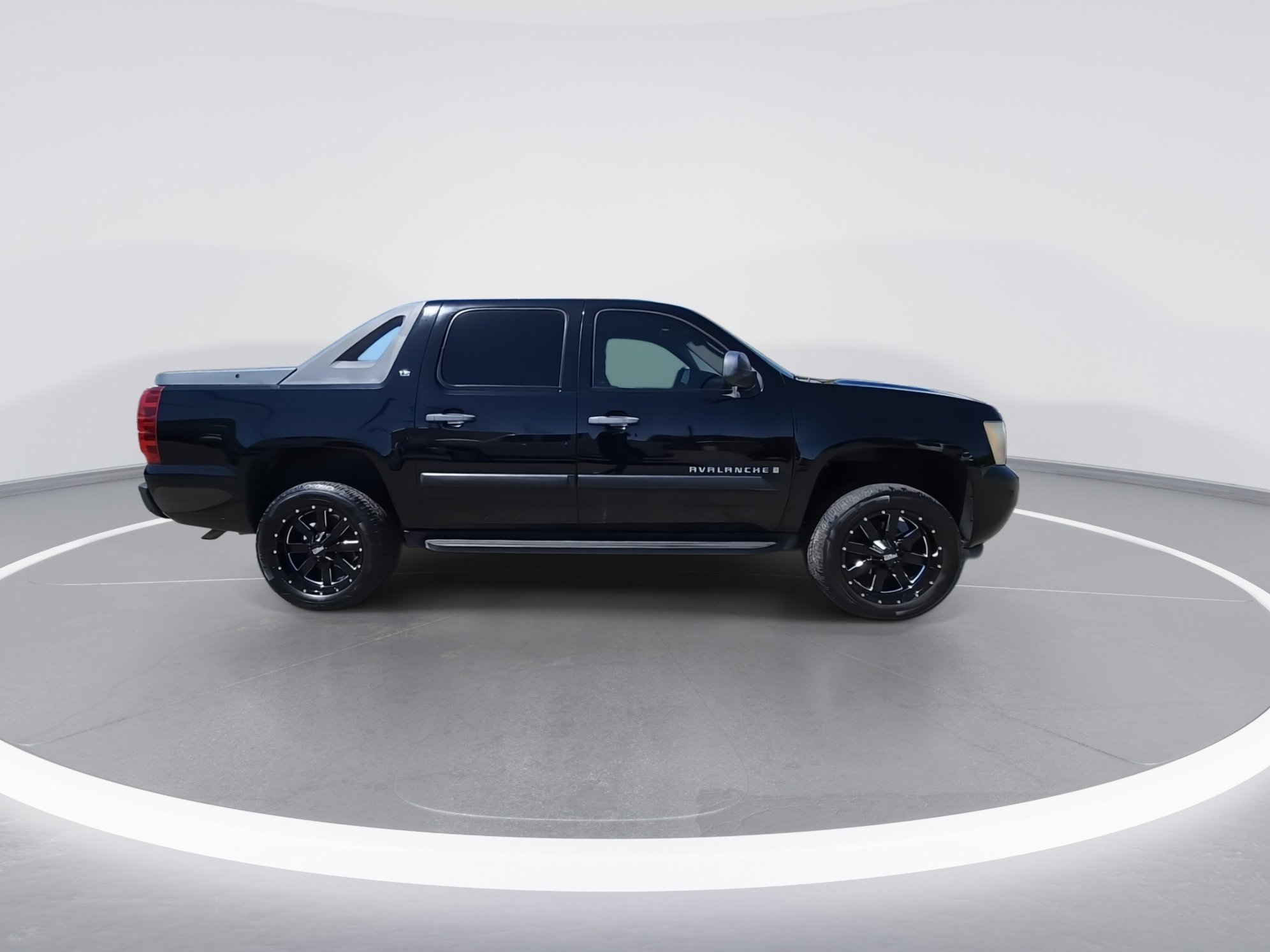 Used 2008 Chevrolet Avalanche LS RWD image 9
