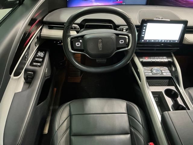 Used 2024 Lincoln Nautilus Premier w/ Equipment Group 102A AWD/4WD image 9
