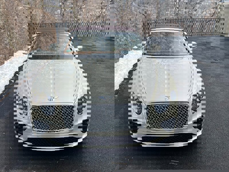Used 2023 Bentley Continental GT image 14