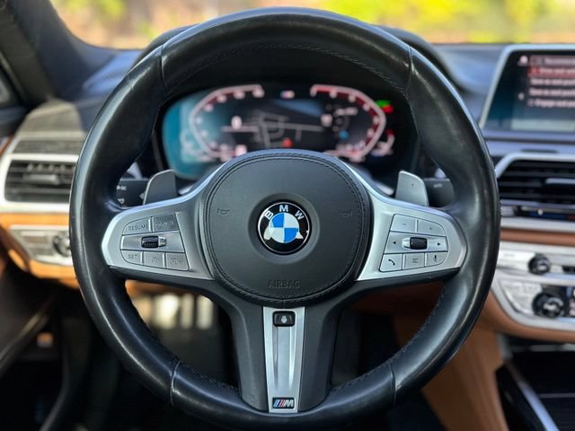 Used 2020 BMW 750i xDrive w/ Executive Package AWD/4WD image 20