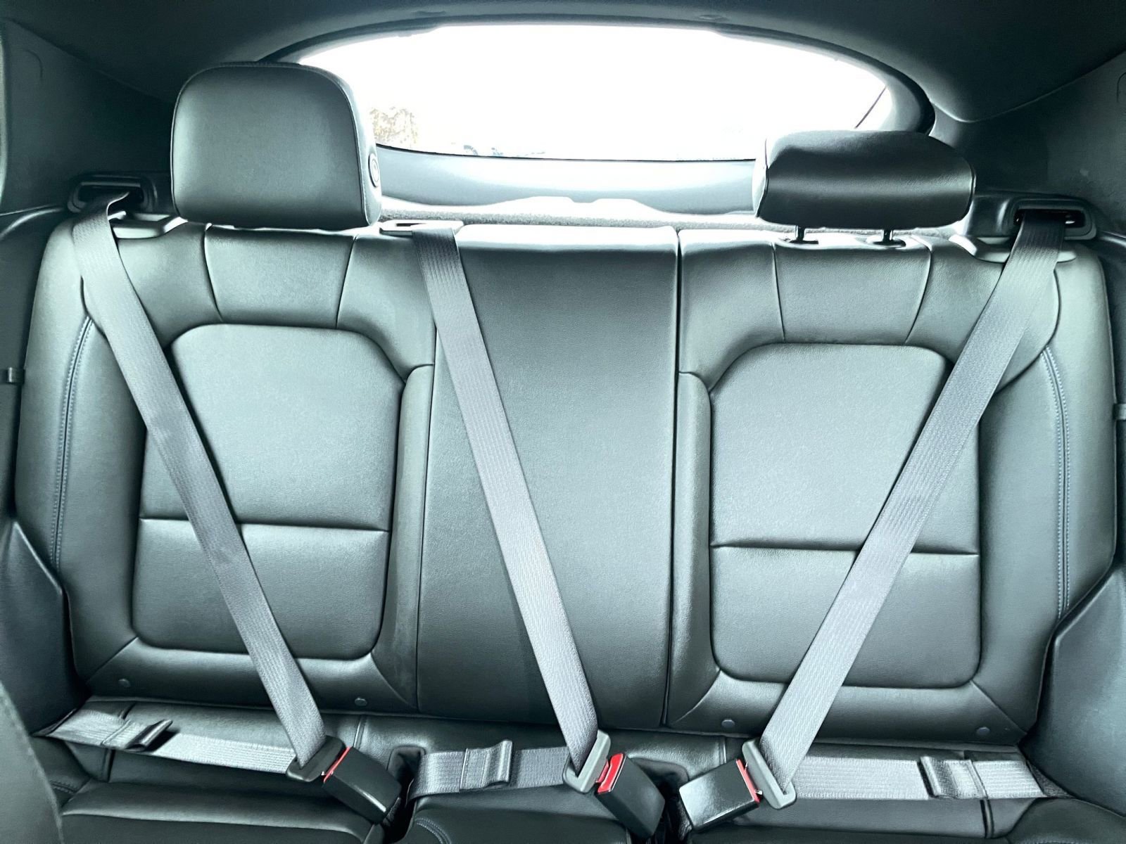 Used 2025 Buick Envista Sport Touring image 38