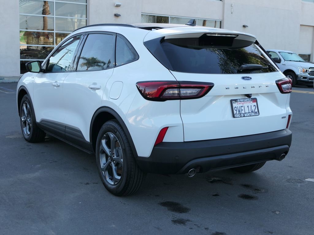 Used 2025 Ford Escape ST-Line w/ Equipment Group 301A FWD image 6