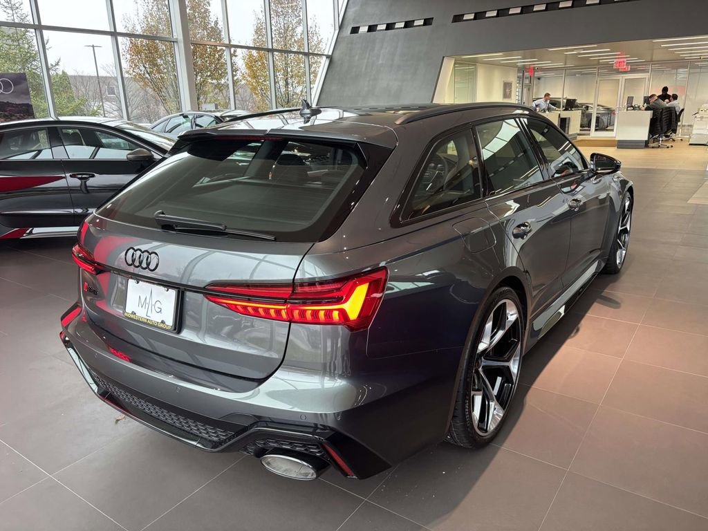 New 2026 Audi RS 6 performance image 7