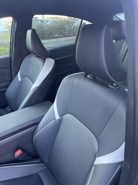 Used 2025 Toyota Camry SE image 11