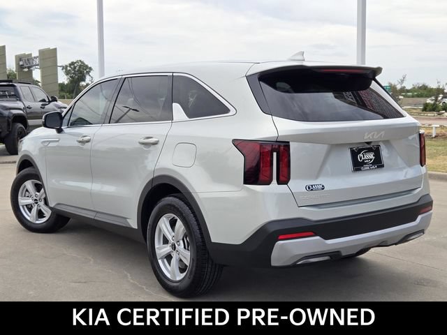 Certified 2026 Kia Sorento LX FWD image 4