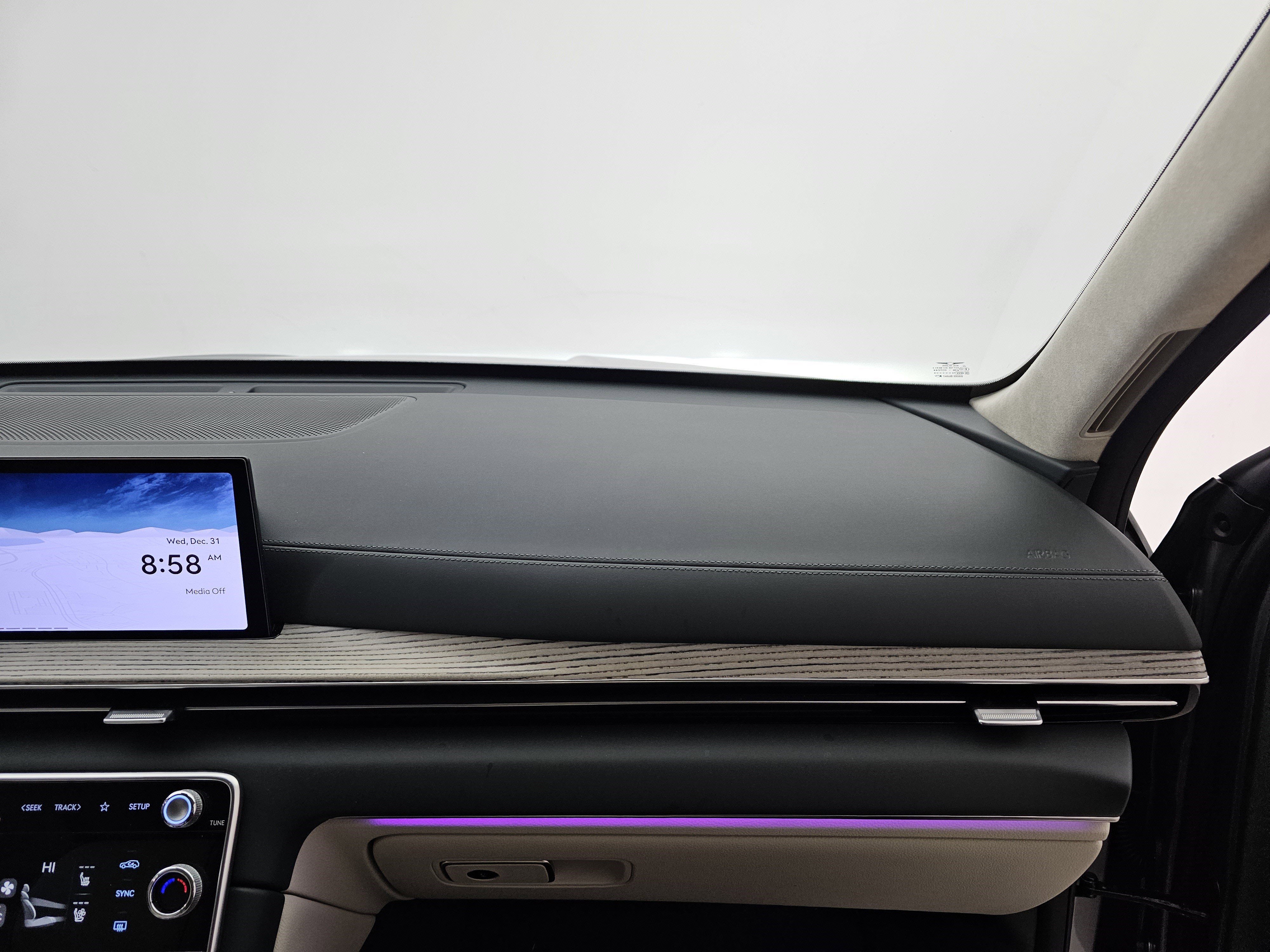 Used 2025 Genesis GV80 3.5T Prestige image 15