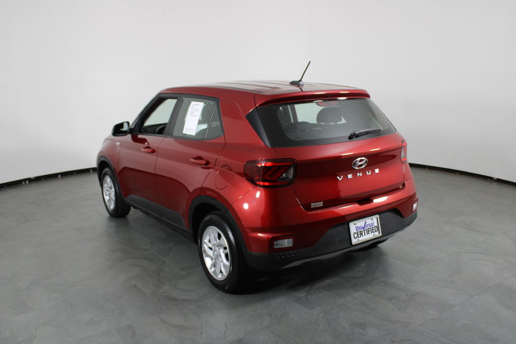Certified 2025 Hyundai Venue SE FWD image 16