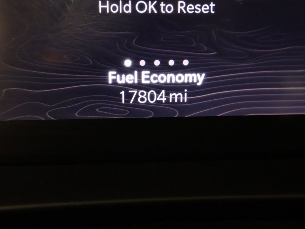 Used 2023 Jeep Grand Cherokee Laredo image 37