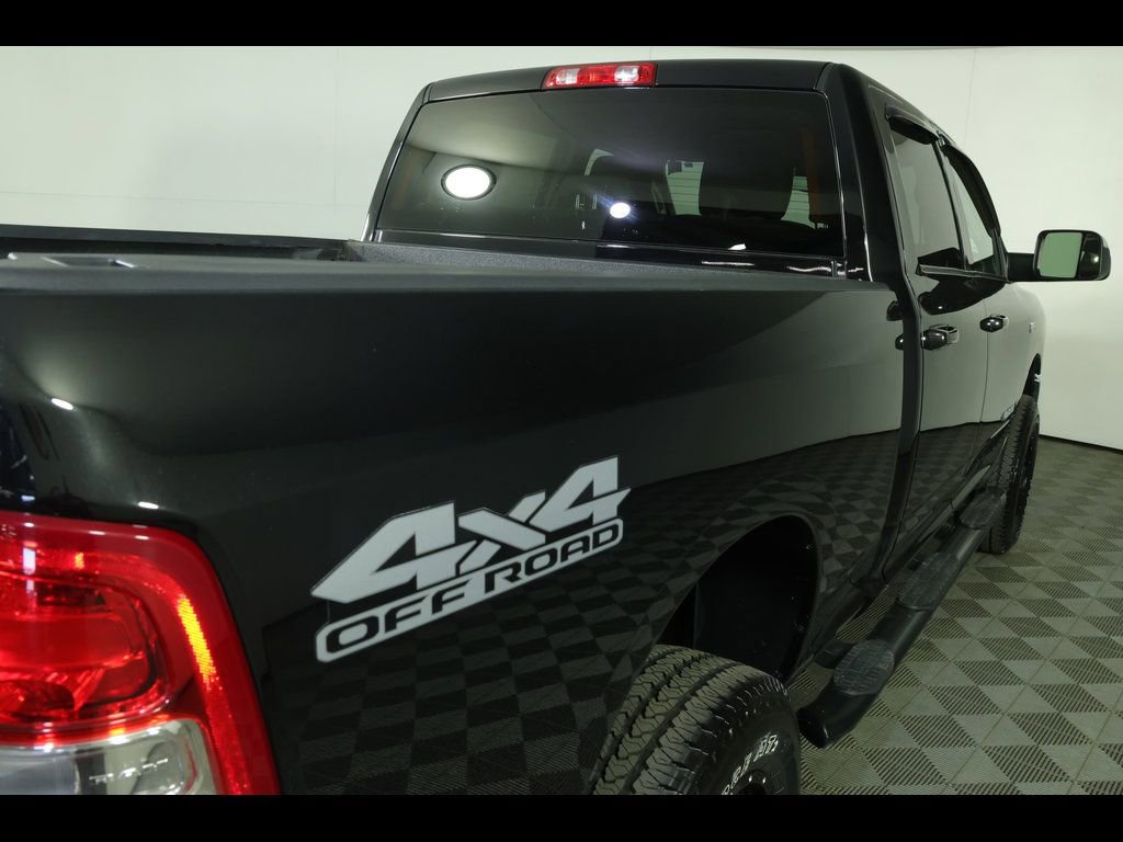Used 2020 RAM 2500 Big Horn w/ Level 1 Equipment Group AWD/4WD image 19