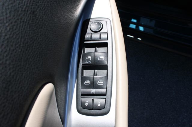 Used 2014 Dodge Journey SXT FWD image 11