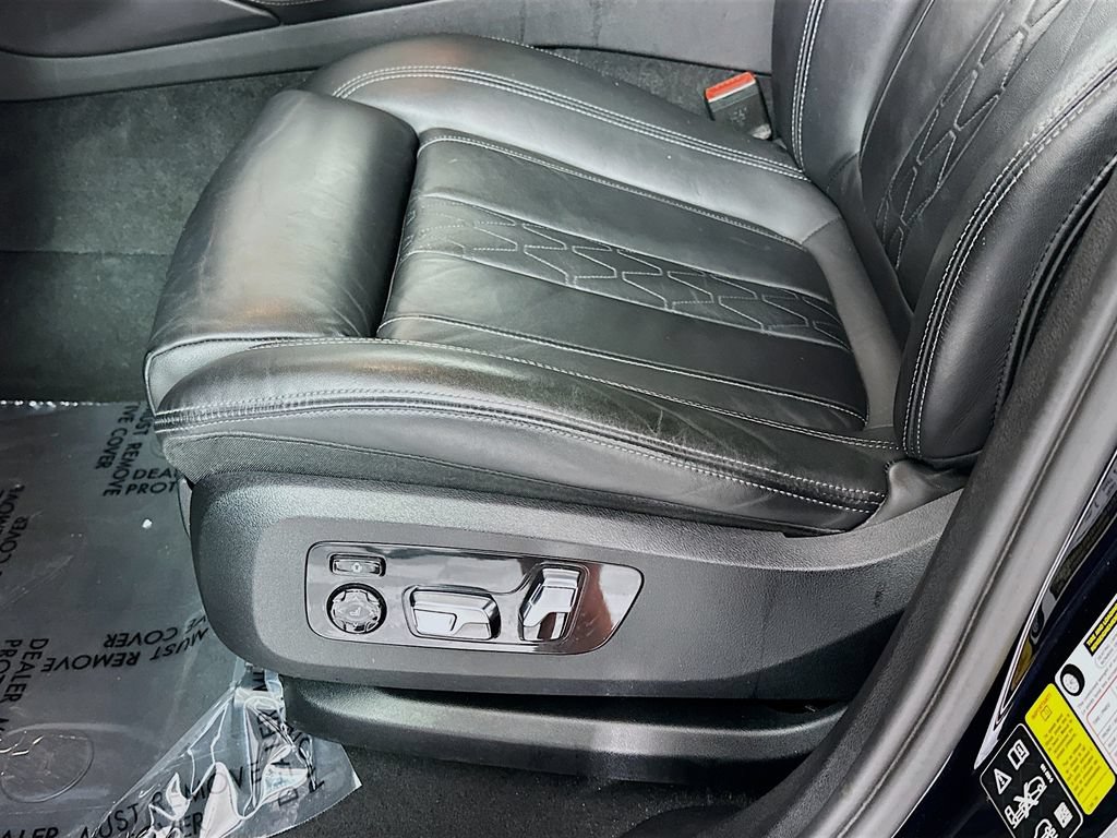 Used 2023 BMW X6 xDrive40i w/ M Sport Package AWD/4WD image 22