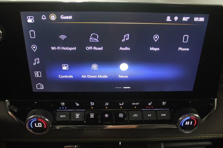 New 2026 Chevrolet Colorado ZR2 w/ Off-Road Front Bumper Package AWD/4WD image 52