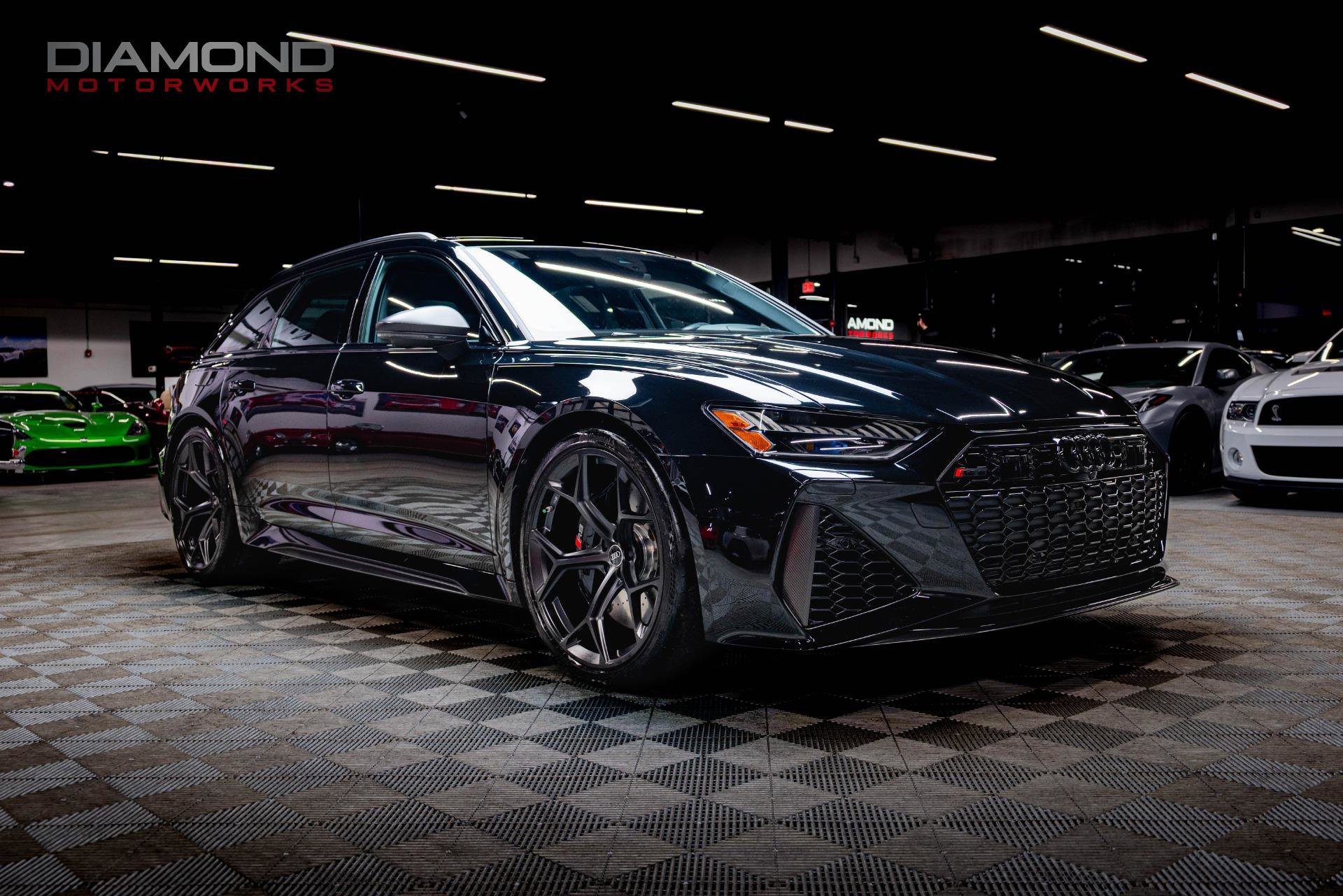 Used 2024 Audi RS 6 performance image 29