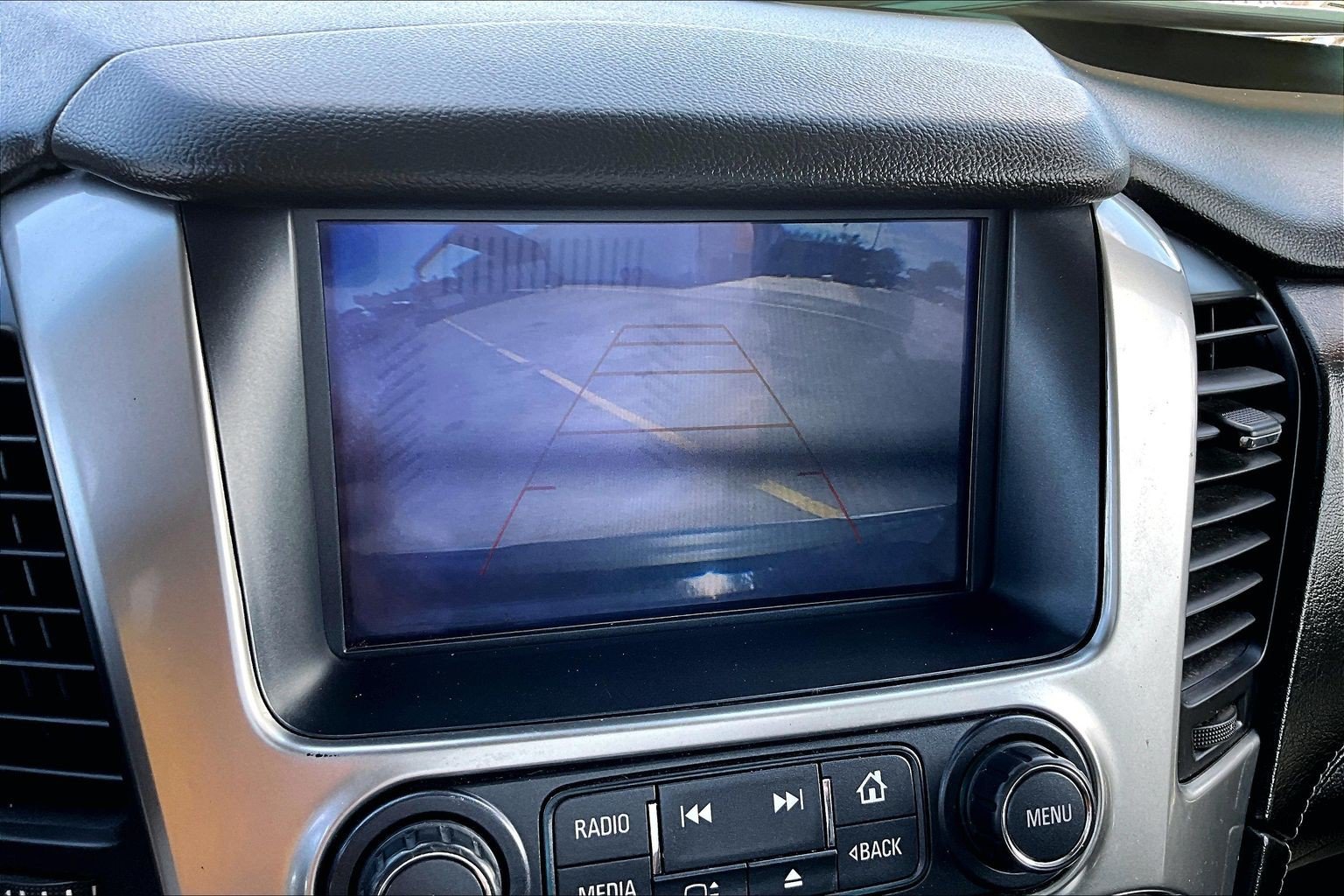 Used 2019 Chevrolet Tahoe Premier AWD/4WD image 22