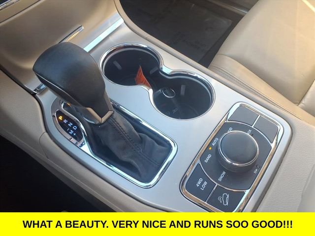 Used 2017 Jeep Grand Cherokee Limited image 22