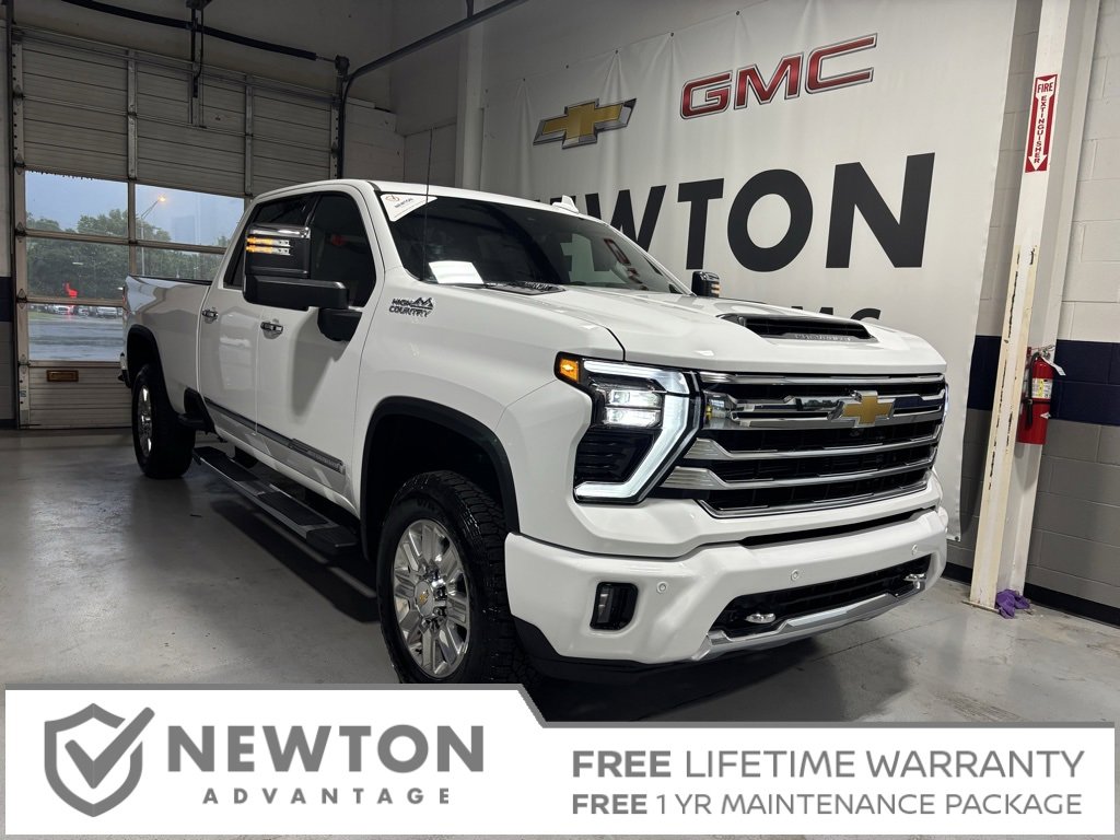 New 2025 Chevrolet Silverado 3500 High Country w/ Technology Package