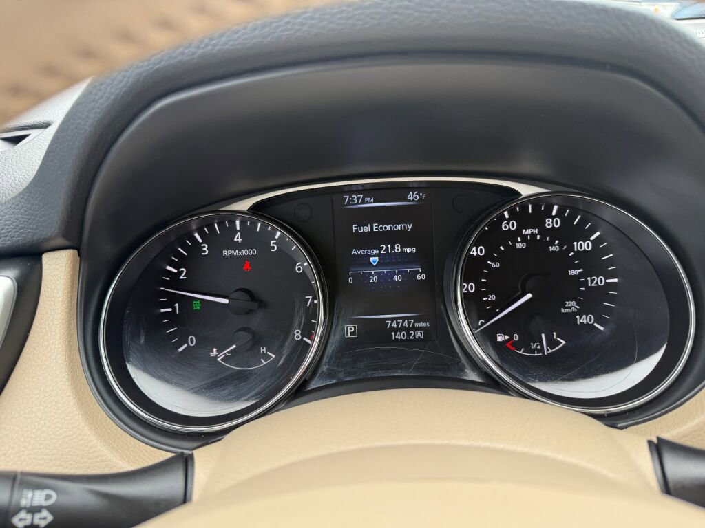 Used 2014 Nissan Rogue SL image 12