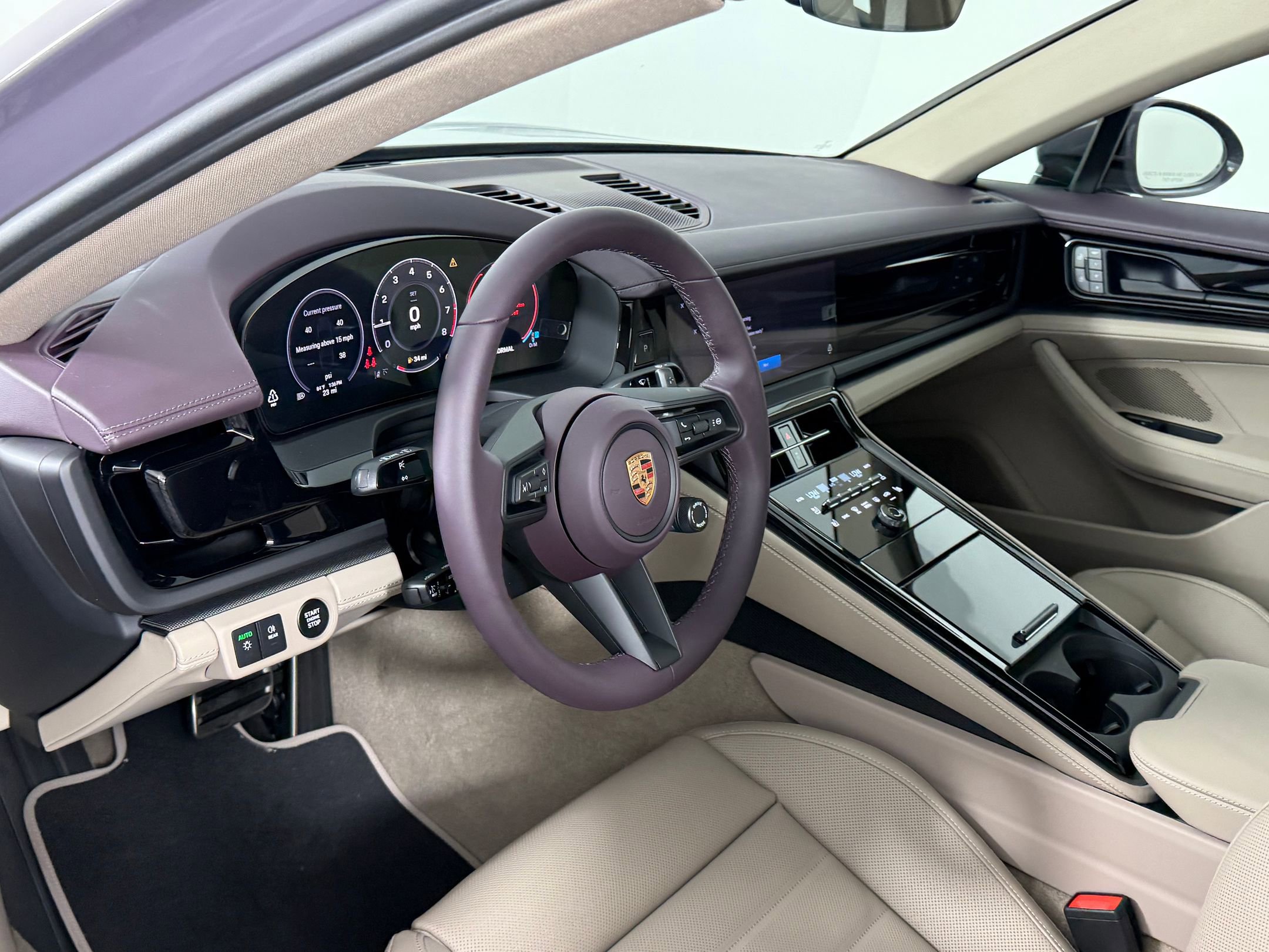 New 2026 Porsche Panamera 4 image 4