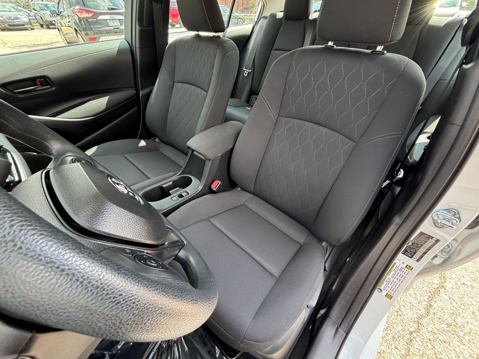 Used 2025 Toyota Corolla LE image 34