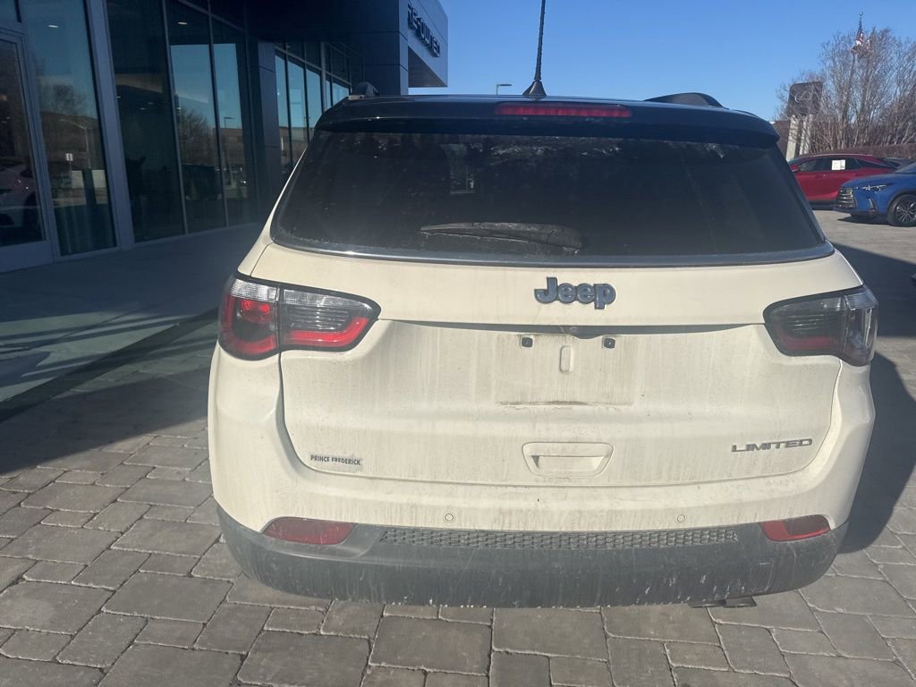 Used 2018 Jeep Compass Limited w/ Navigation Group image 14