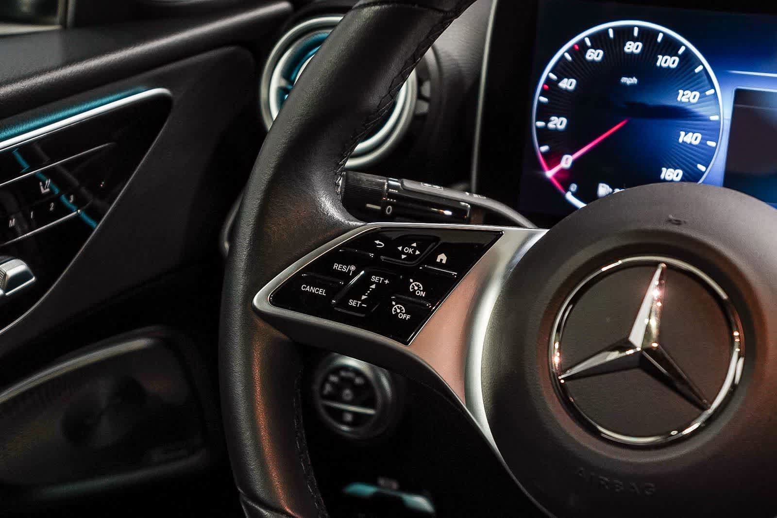 Used 2023 Mercedes-Benz C 300 Sedan image 16