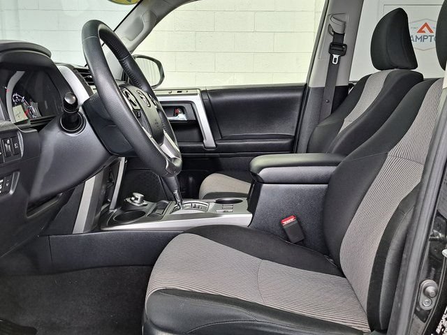 Used 2024 Toyota 4Runner SR5 AWD/4WD image 23