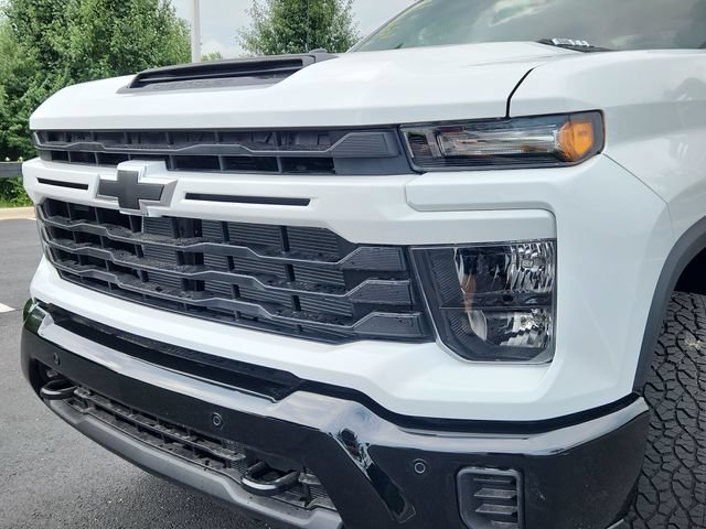 New 2026 Chevrolet Silverado 2500 Custom w/ Custom Value Package AWD/4WD image 10