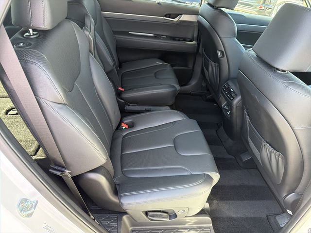 Used 2022 Hyundai Palisade SEL w/ Premium Package image 15