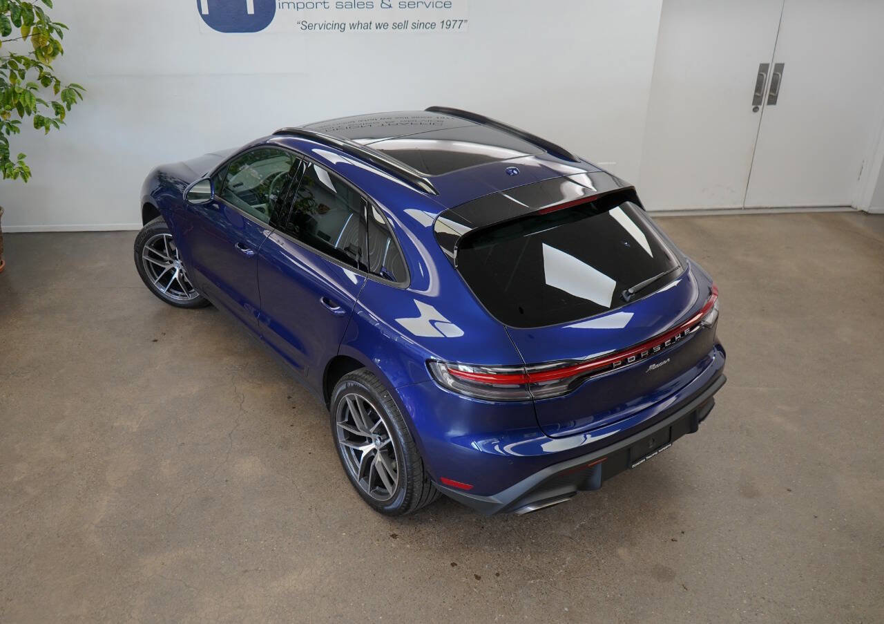 Used 2024 Porsche Macan image 34