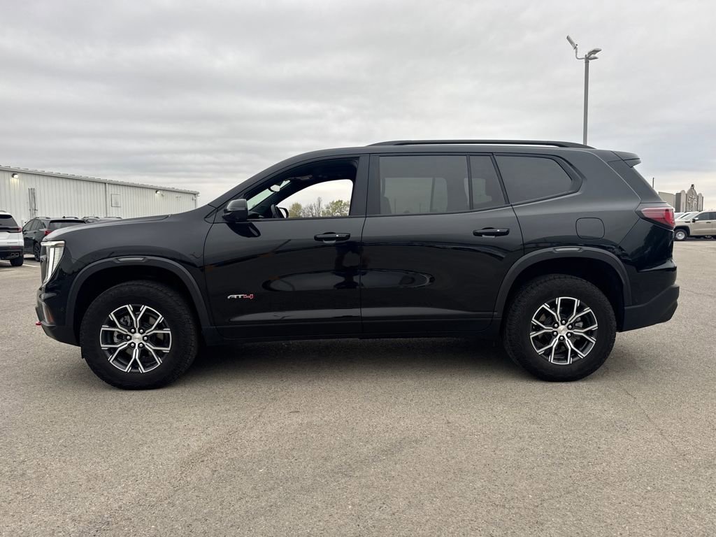 Used 2025 GMC Acadia AT4 w/ Super Cruise Package image 3