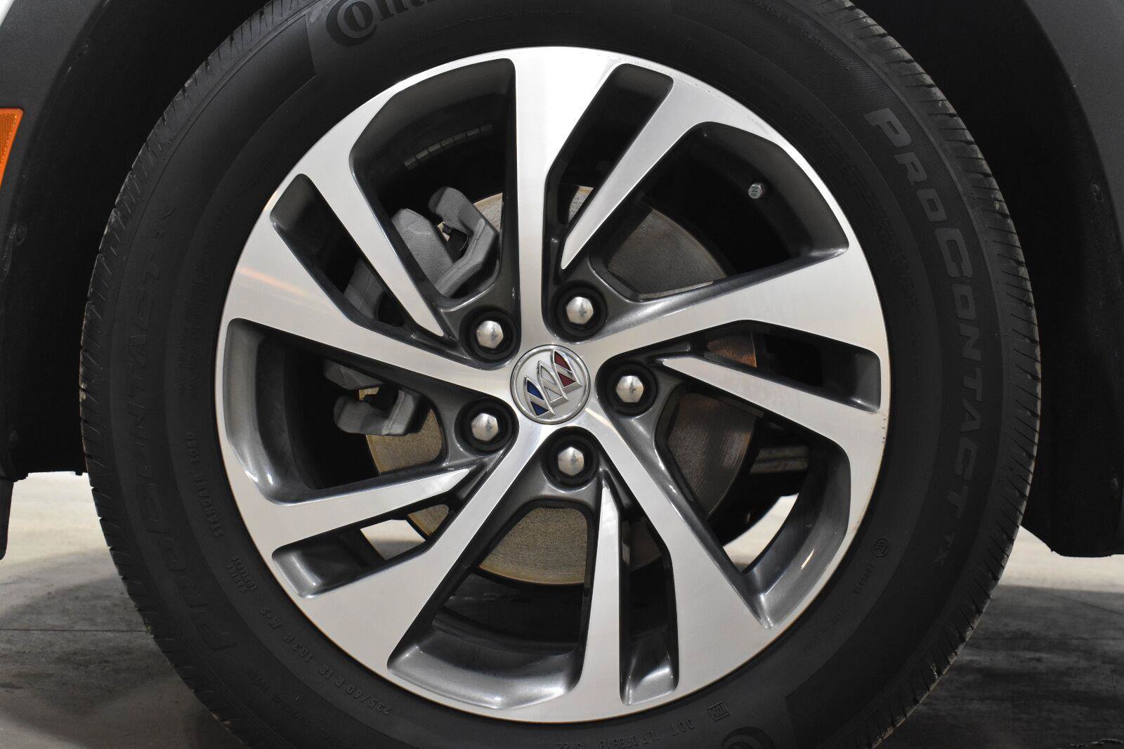 Used 2023 Buick Envision Essence FWD image 30