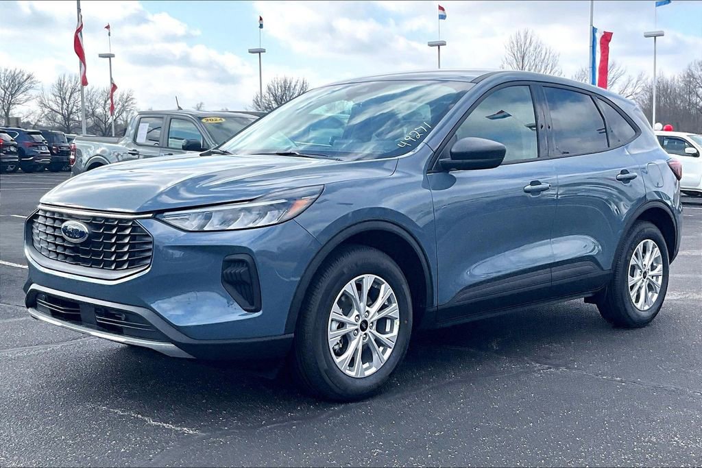 New 2026 Ford Escape Active image 2
