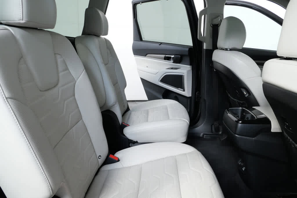 Used 2021 Kia Telluride SX w/ SX Prestige Package image 19