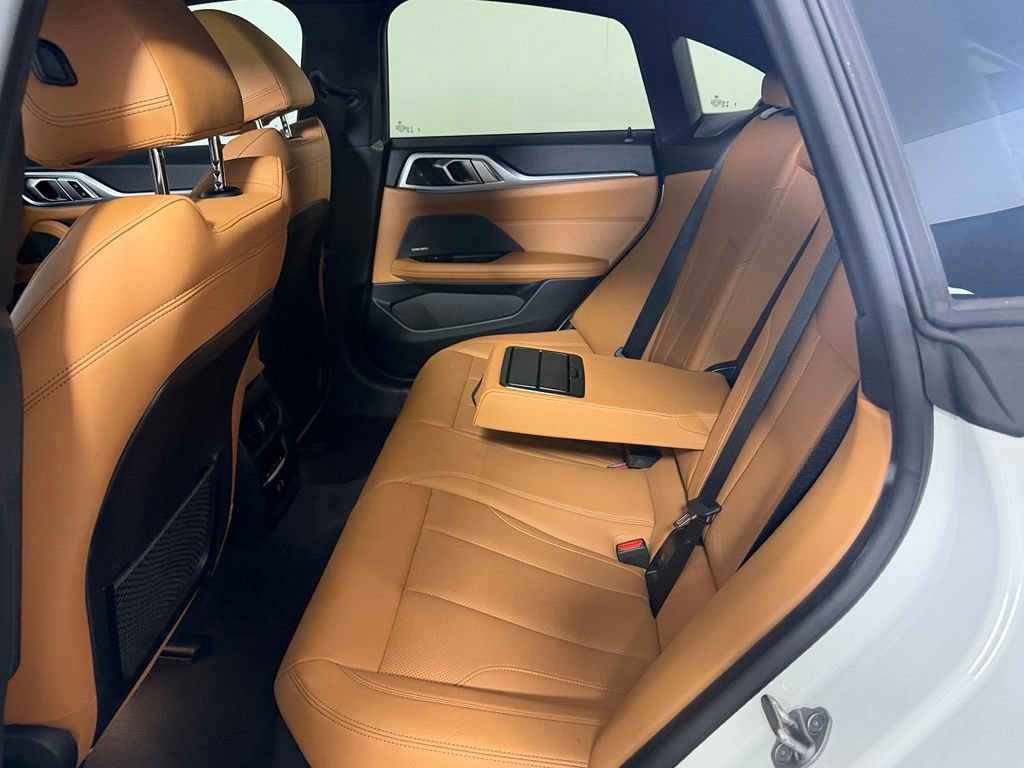 Used 2023 BMW i4 eDrive35 RWD image 22