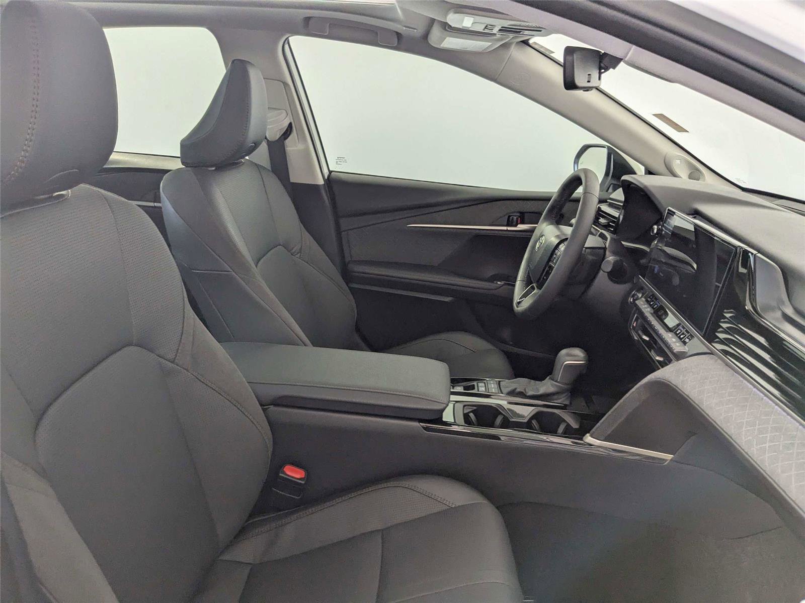 Certified 2025 Toyota Camry XLE w/ Premium Plus Package image 29