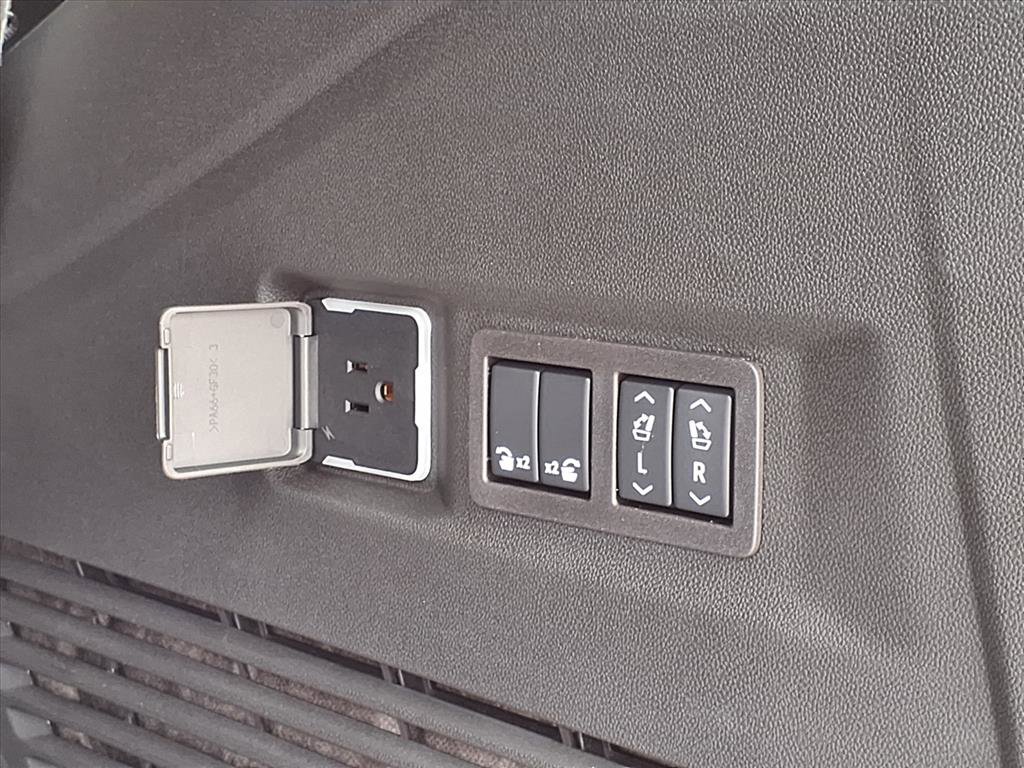 New 2026 Chevrolet Tahoe Premier image 7