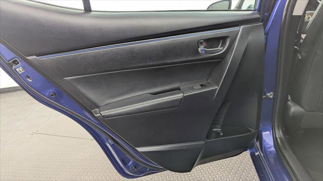 Used 2018 Toyota Corolla XSE FWD image 16