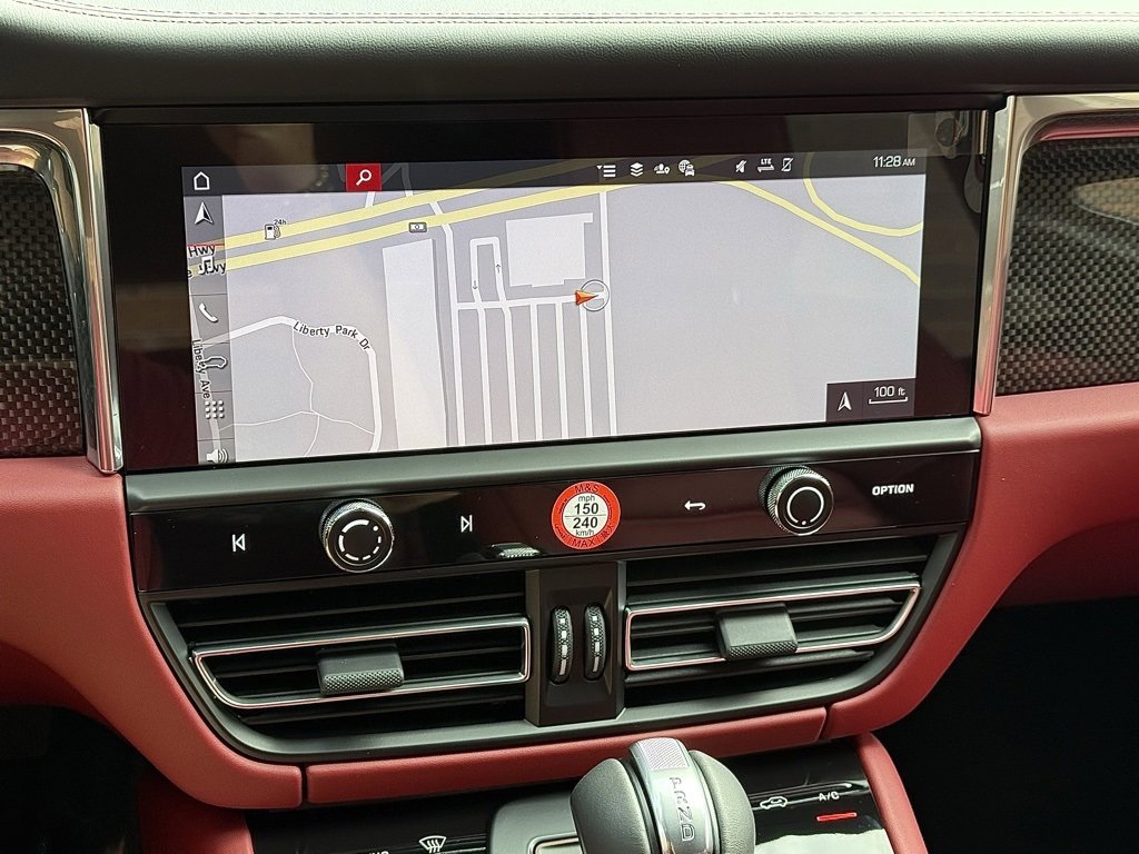 New 2026 Porsche Macan GTS image 15