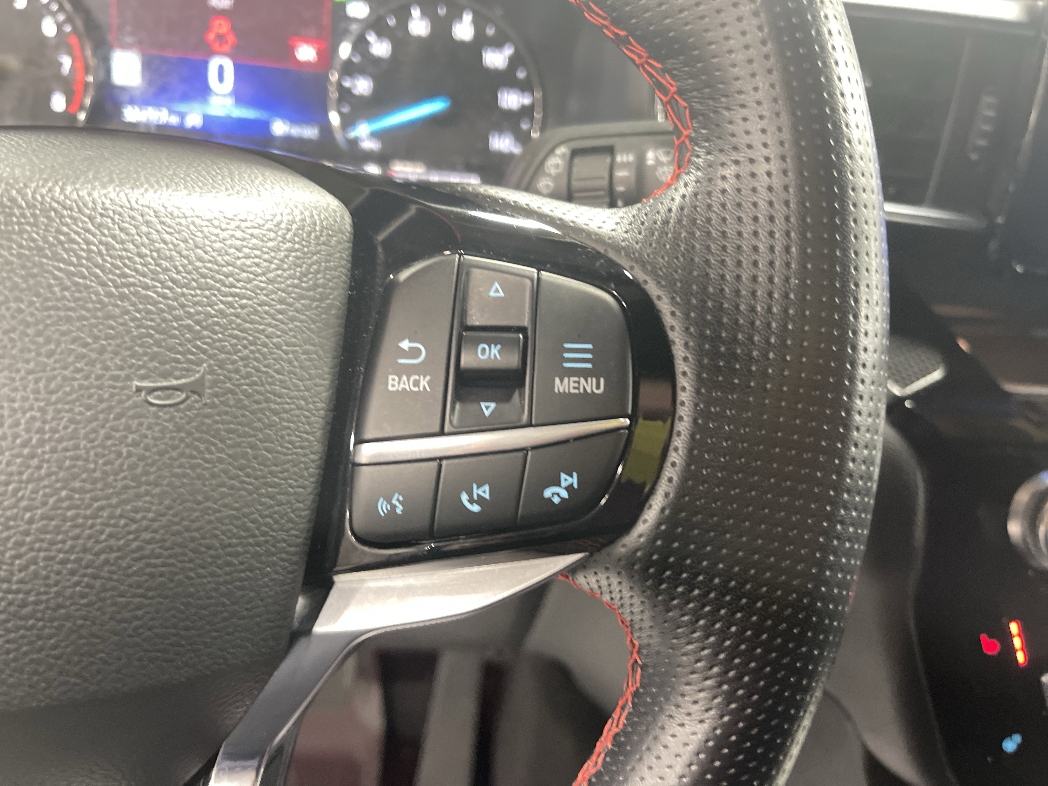 Used 2022 Ford Explorer ST-Line image 20