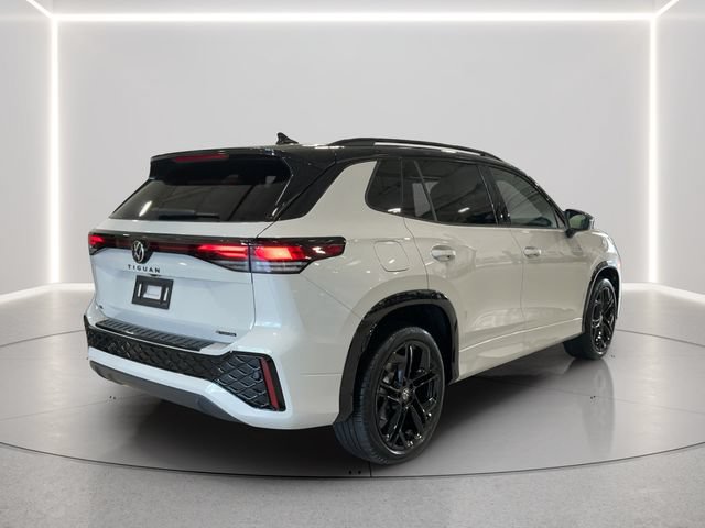 New 2026 Volkswagen Tiguan SE R-Line AWD/4WD image 6