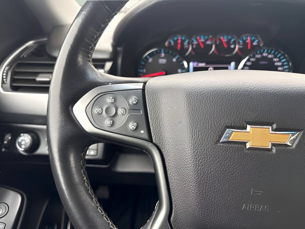 Used 2020 Chevrolet Suburban Premier AWD/4WD image 18