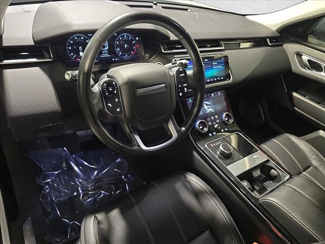 Used 2018 Land Rover Range Rover Velar S AWD/4WD image 17