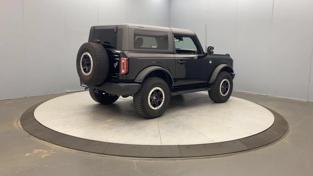 Used 2023 Ford Bronco Outer Banks w/ Sasquatch Package AWD/4WD image 5