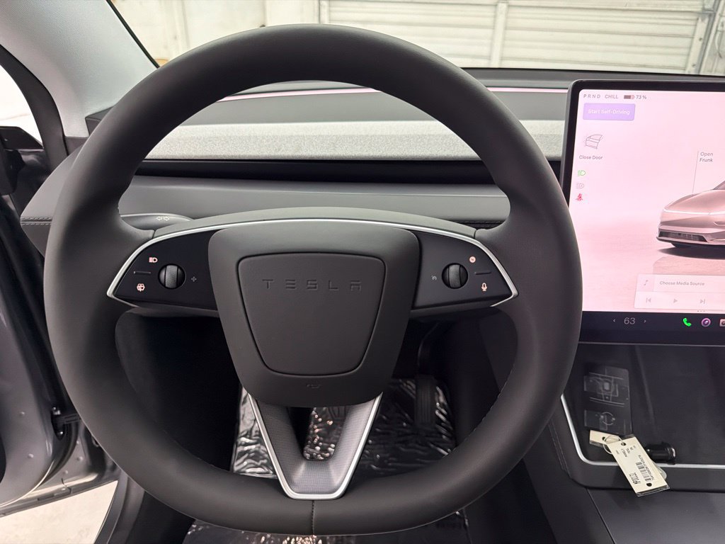 Used 2026 Tesla Model Y 2WD image 17