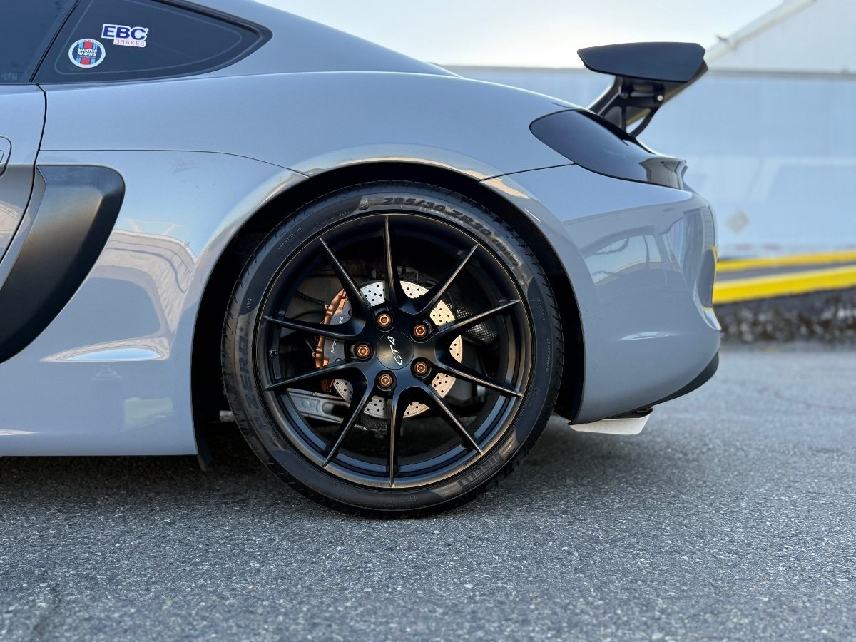 Used 2015 Porsche Cayman RWD image 10