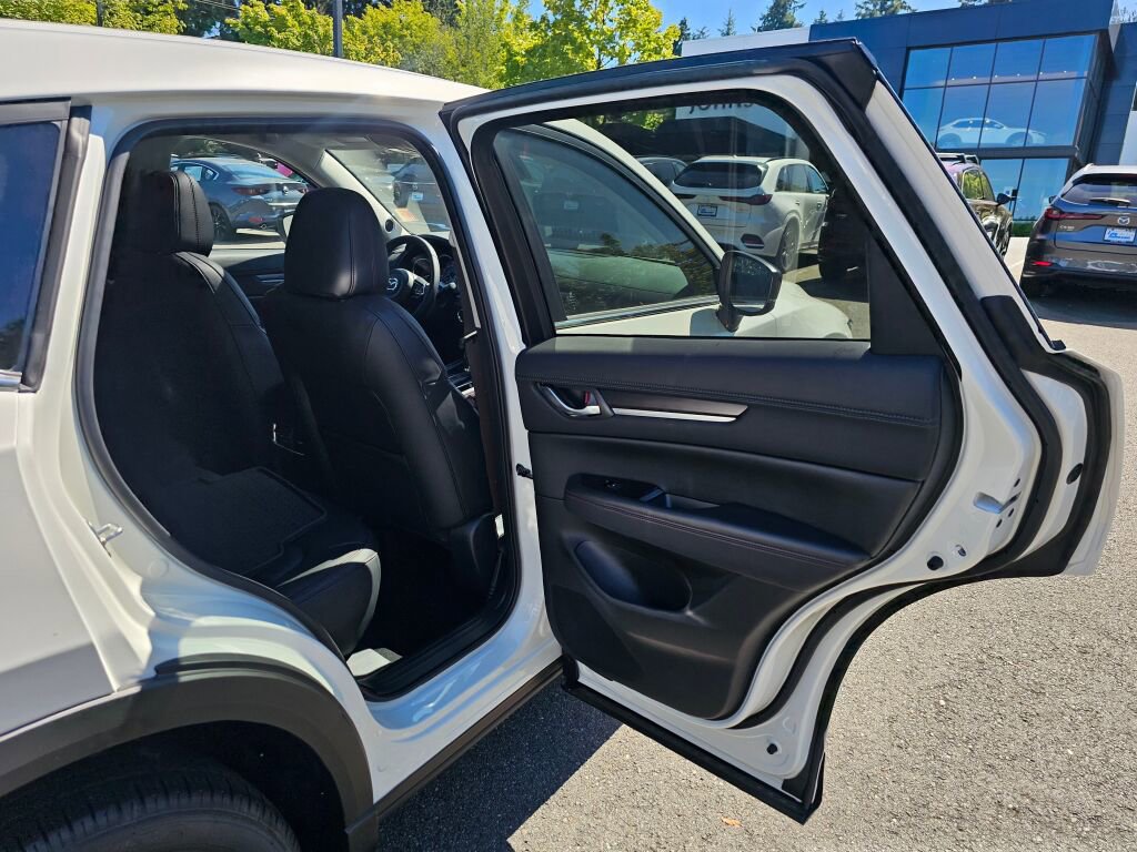 New 2025 MAZDA CX-5 Carbon Edition image 27
